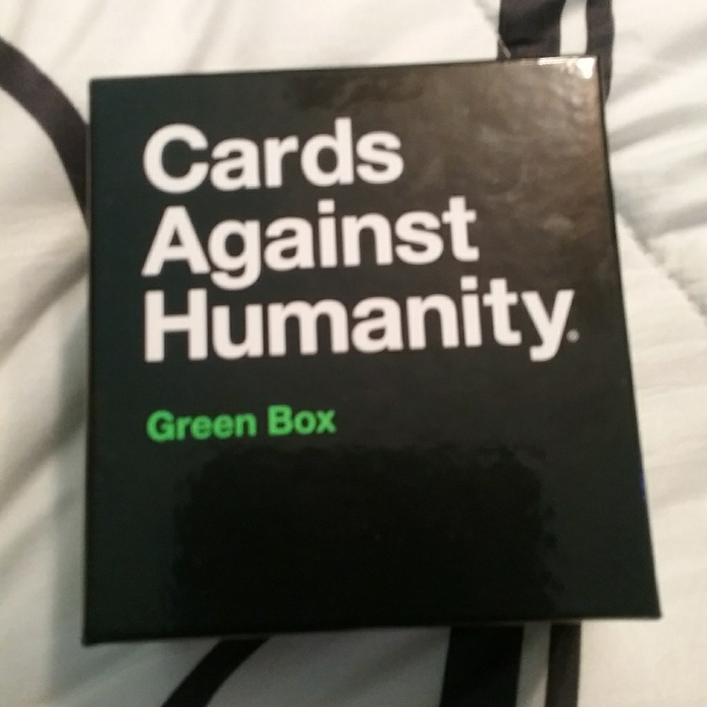 Cards against humanity green box - Picture 1 of 1